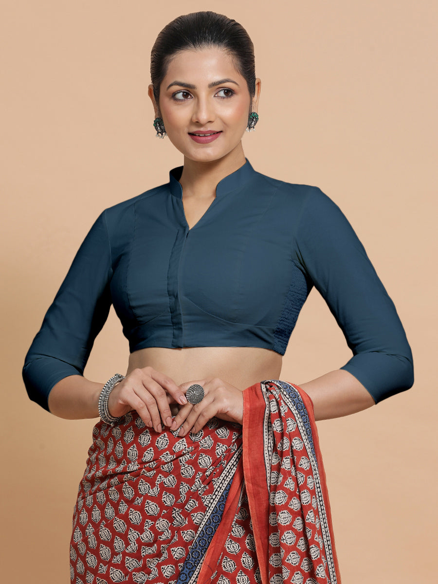 Tripti x Rozaana Saree Blouse, in Blue Linen, featuring three quarter sleeves and mandarin collar neckline (view 8).
