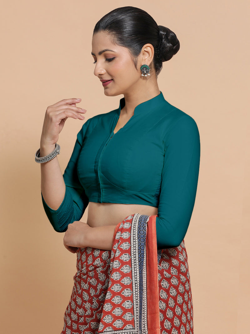 Tripti x Rozaana | Jewel Neck Saree Blouse in Teal Blue Linen-Binks