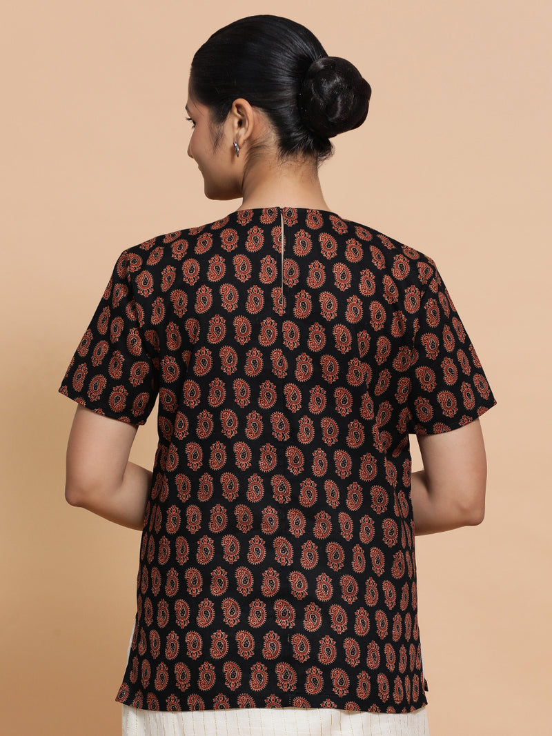 Uditi x Rozaana | Short Sleeves Cotton Saree Blouse in Black Mango Block Print Fabric-Binks