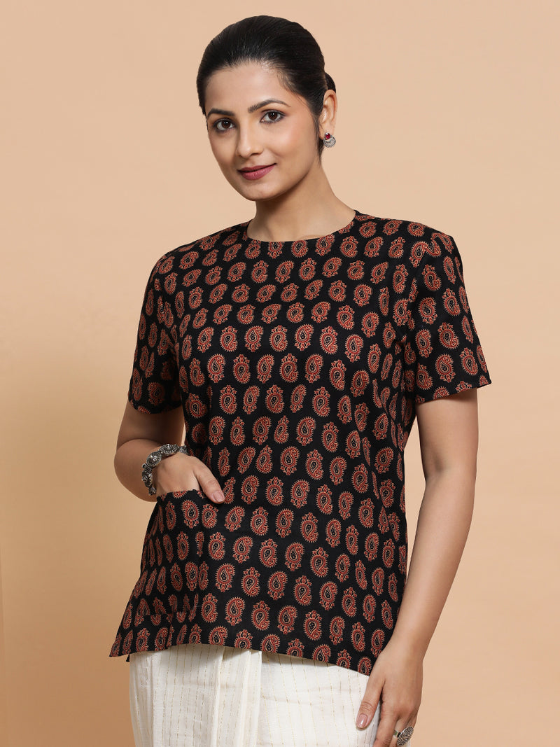 Uditi x Rozaana | Short Sleeves Cotton Saree Blouse in Black Mango Block Print Fabric-Binks
