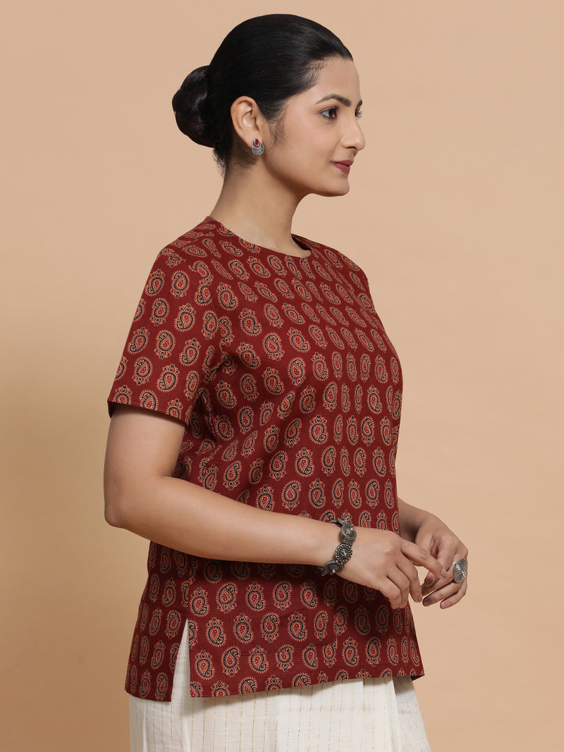 Uditi x Rozaana | Short Sleeves Cotton Saree Blouse in Red Mango Block Print Fabric-Binks