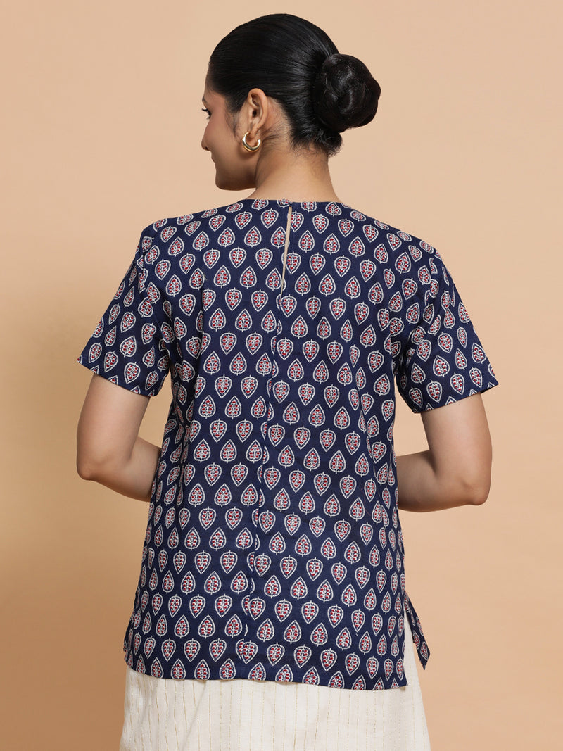 Vaishnavi x Rozaana | Short Sleeves Cotton Saree Blouse in Indigo Blue Spade Block Print Fabric-Binks
