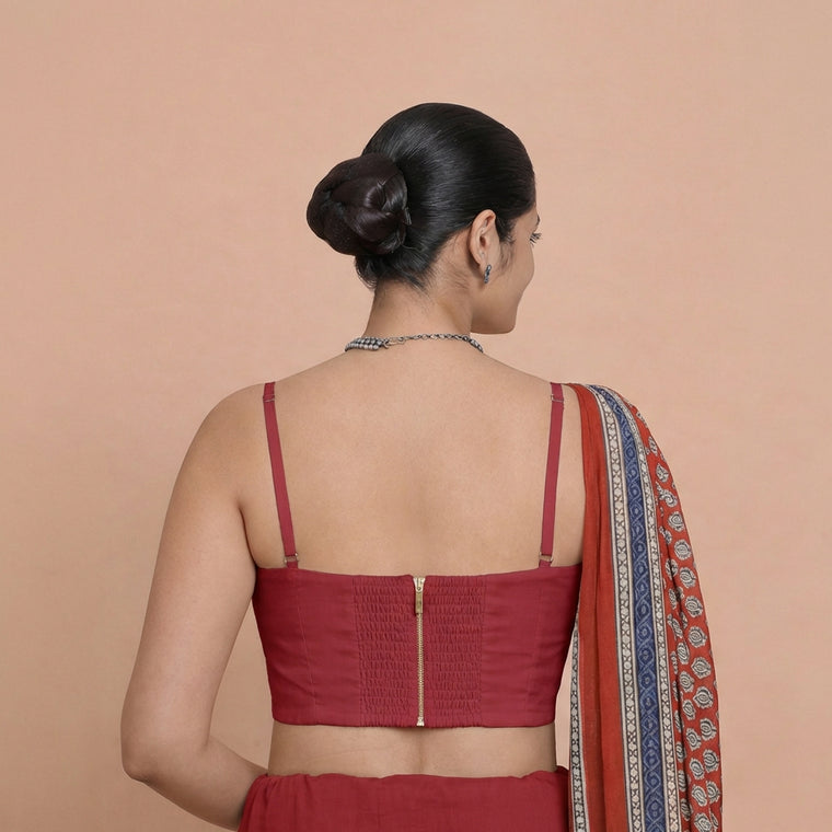Vamika x Rozaana Saree Blouse, in Red 80% Viscose 20% Polyester, featuring sleeveless and sweetheart neckline (view 2).