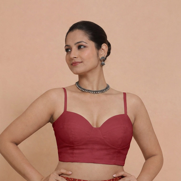 Vamika x Rozaana Saree Blouse, in Red 80% Viscose 20% Polyester, featuring sleeveless and sweetheart neckline (view 3).