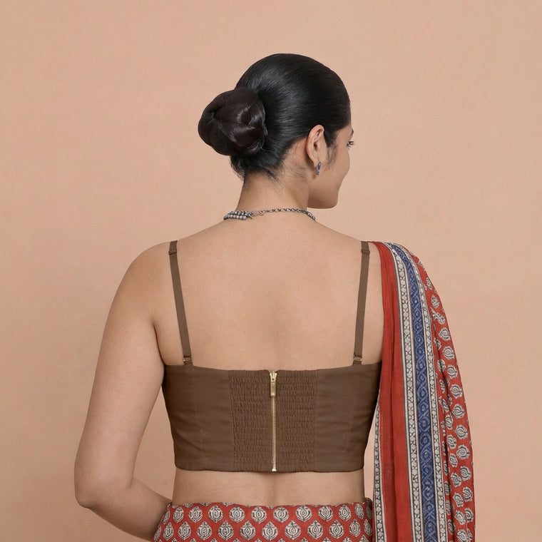 Vamika x Rozaana Saree Blouse, in Brown 80% Viscose 20% Polyester, featuring sleeveless and sweetheart neckline (view 2).