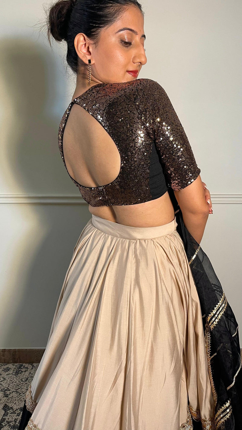 Yara x Tyohaar | Elbow Sleeves Gold Black Sequined Shimmer Saree Blouse with Pot Neck-Binks