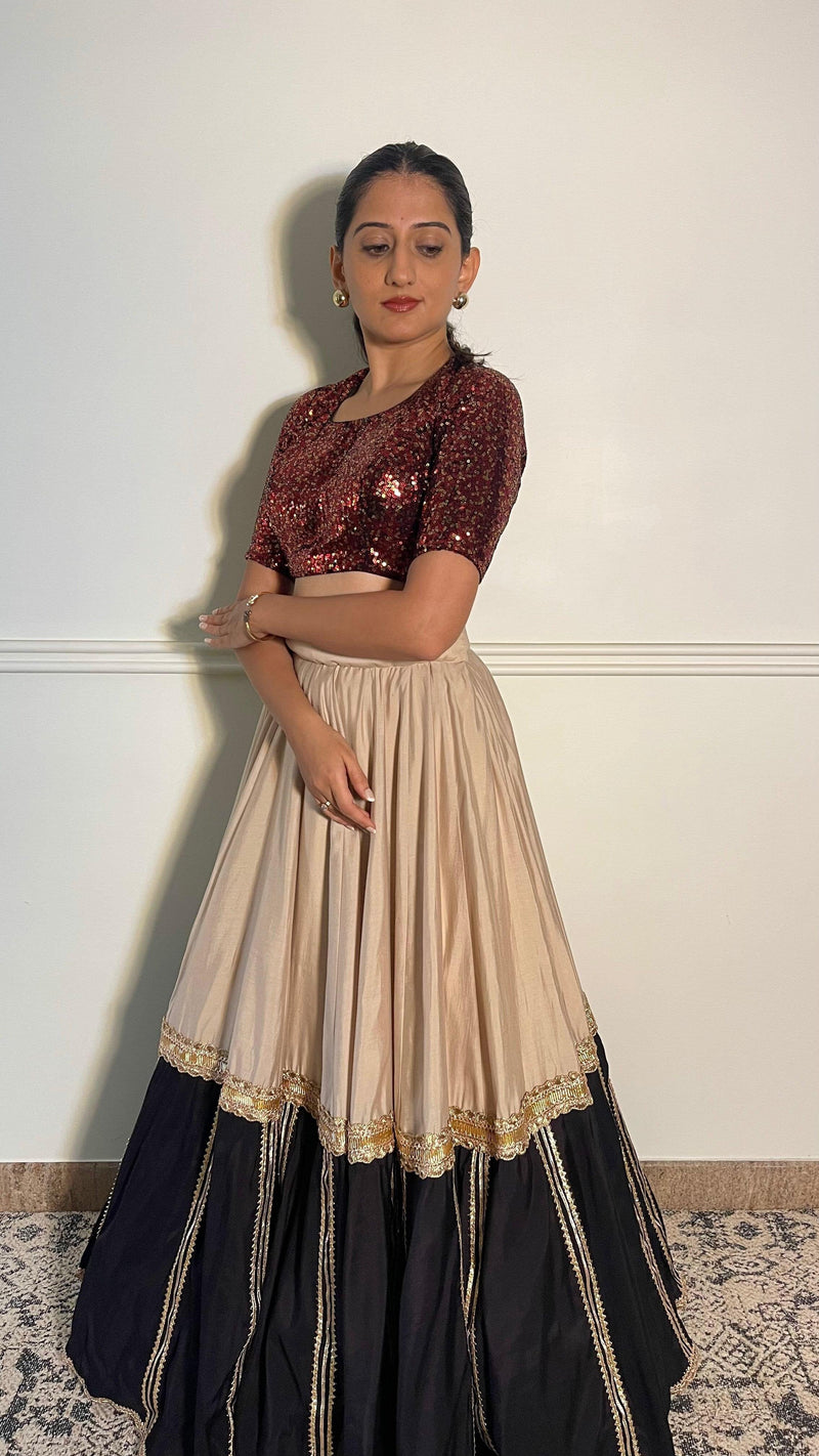 Yara x Tyohaar | Elbow Sleeves Red Sequined Saree Blouse with Pot Neck-Binks