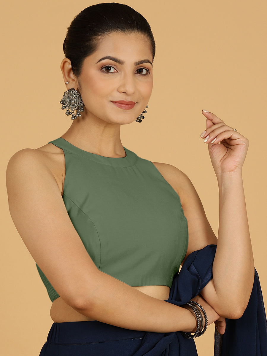 Zubeida x Rozaana Saree Blouse, in Green Viscose, featuring sleeveless and halter neckline, made for daily & work (view 8).