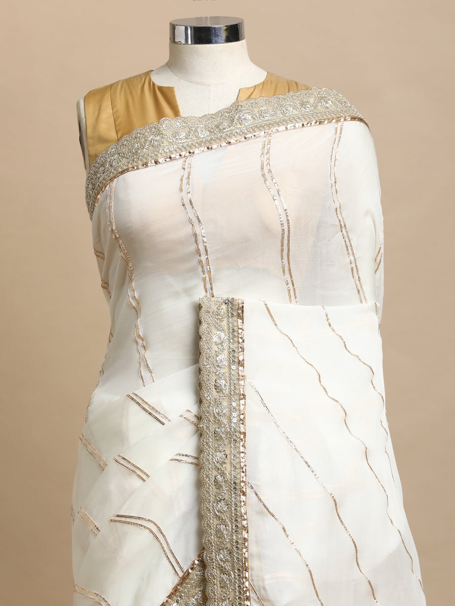Kalindi x Tyohaar Saree, in White Viscose Organza, made for party & festive (view 4).