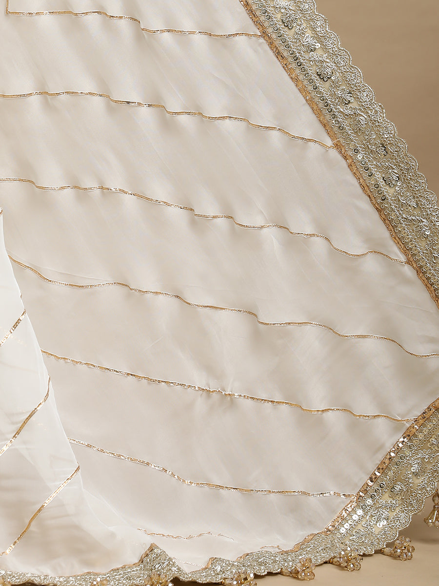 Kalindi x Tyohaar Saree, in White Viscose Organza, made for party & festive (view 5).