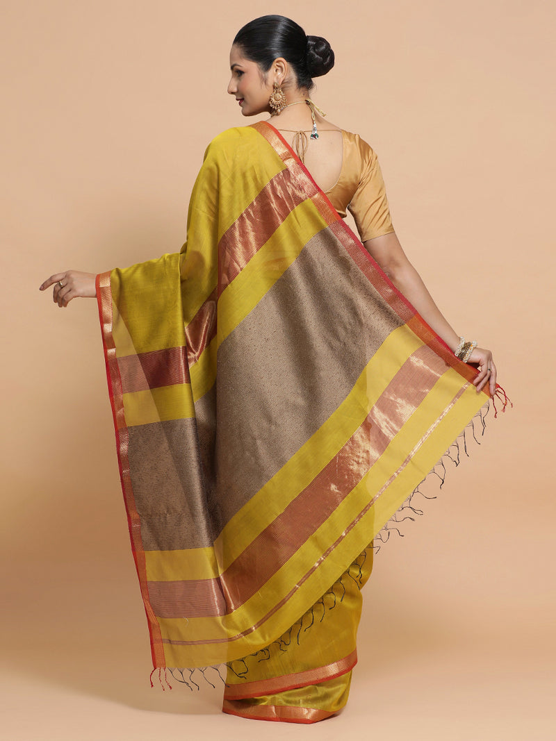 Maheshwari Handloom Pure Silk Cotton Mustard Saree with Kosa pallu-Binks