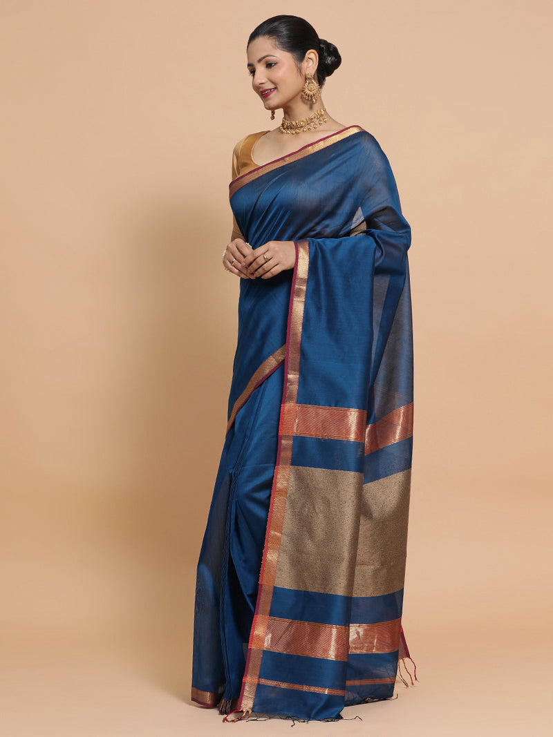 Maheshwari Handloom Pure Silk Cotton Peacock Blue Saree with Kosa pallu-Binks
