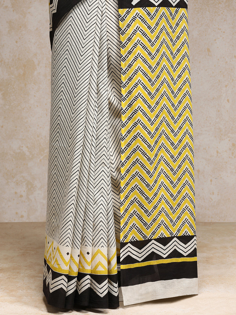 White Handblock Printed Chevron Zigzag Geometric Mulmul Saree-Binks