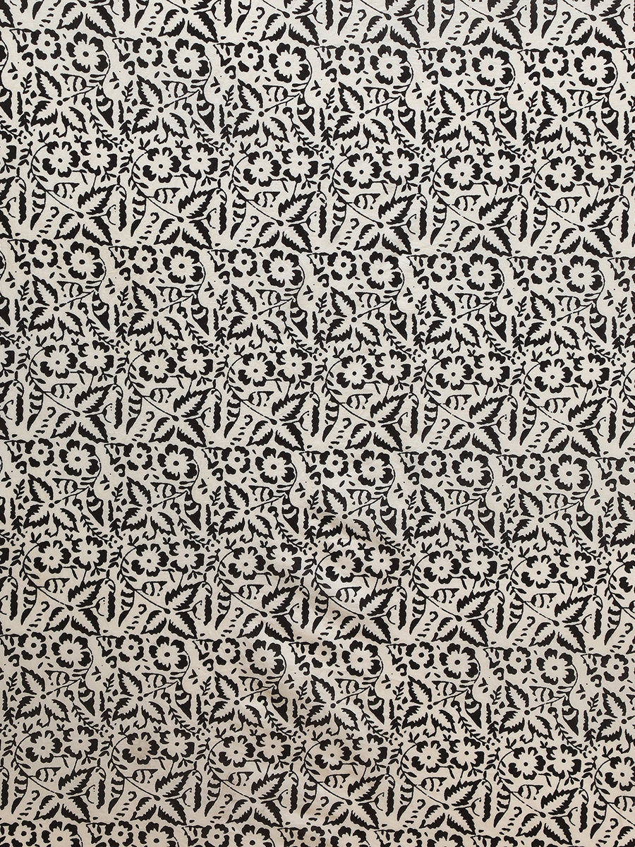 White & Yellow Handblock Printed Diagonal Striped Chevron Mulmul Saree, in White 100% Cotton, made for daily & work (view 5).