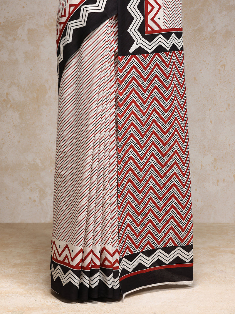 Red & White Handblock Printed Diagonal Striped Chevron Mulmul Saree-Binks