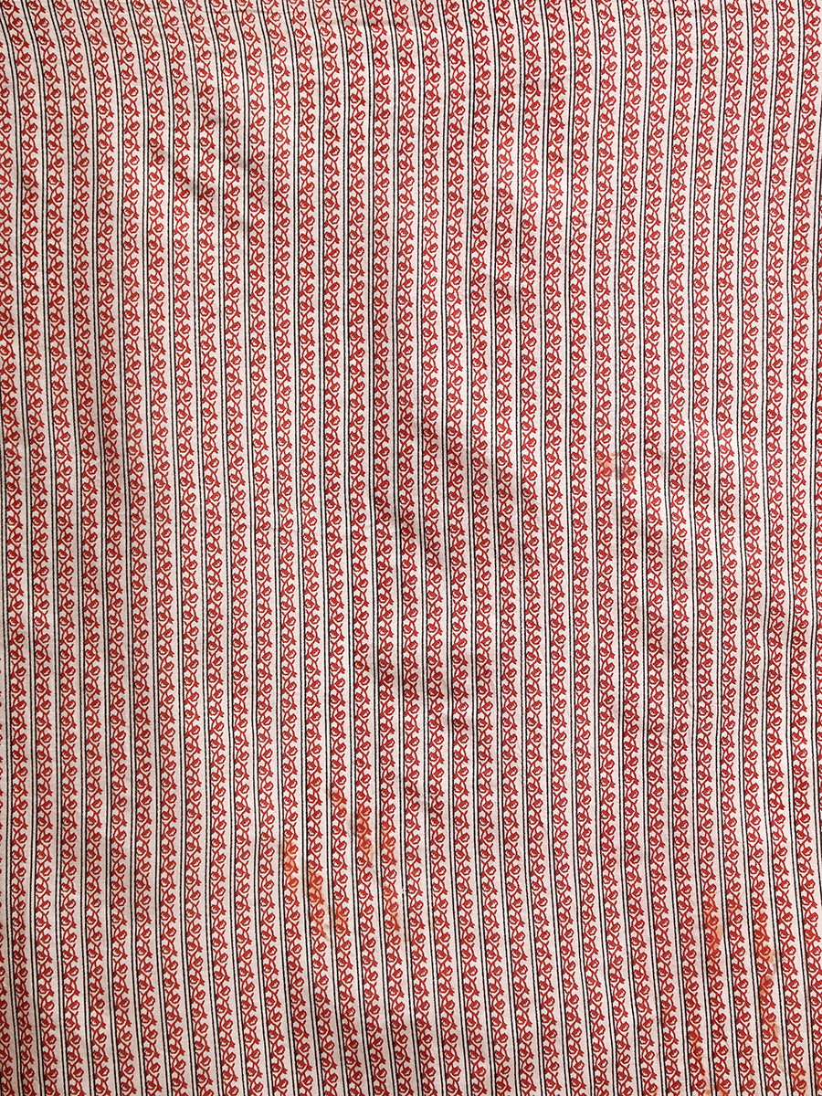 Red Handblock Printed Chevron Zigzag Dotted Mulmul Saree, in White 100% Cotton, made for daily & work (view 5).