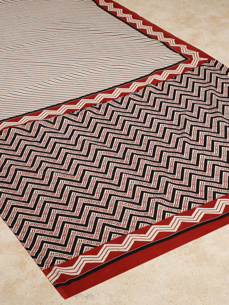 Red & Black Handblock Printed Diagonal Striped Mulmul Saree, in White 100% Cotton, made for daily & work (view 2).