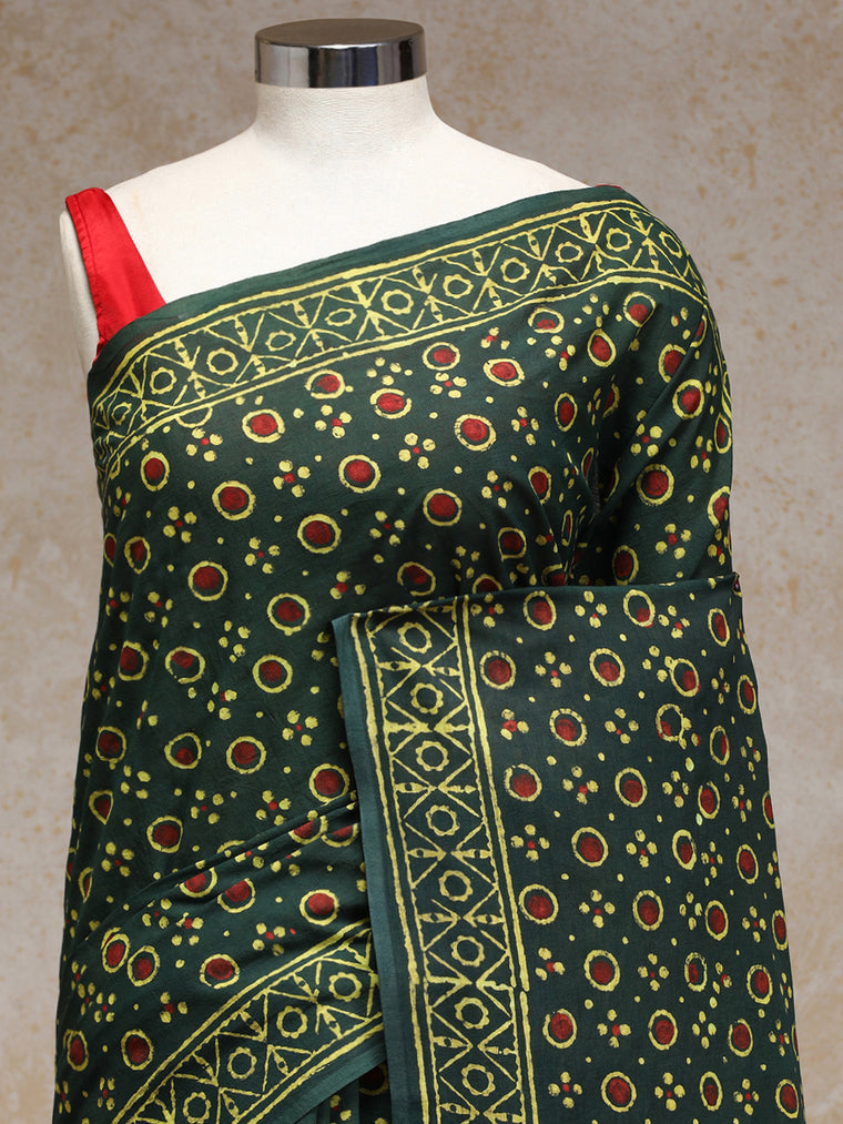 Olive Green Handblock Printed Bandhani Style Mulmul Saree, in Green 100% Cotton, made for daily & work (view 3).