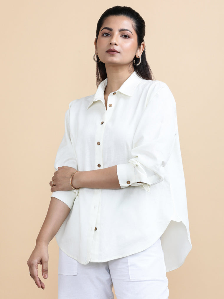 Cecilia x Soma Shirt, in White 70% Cotton 30% Linen, featuring full sleeves and regular collar neckline.