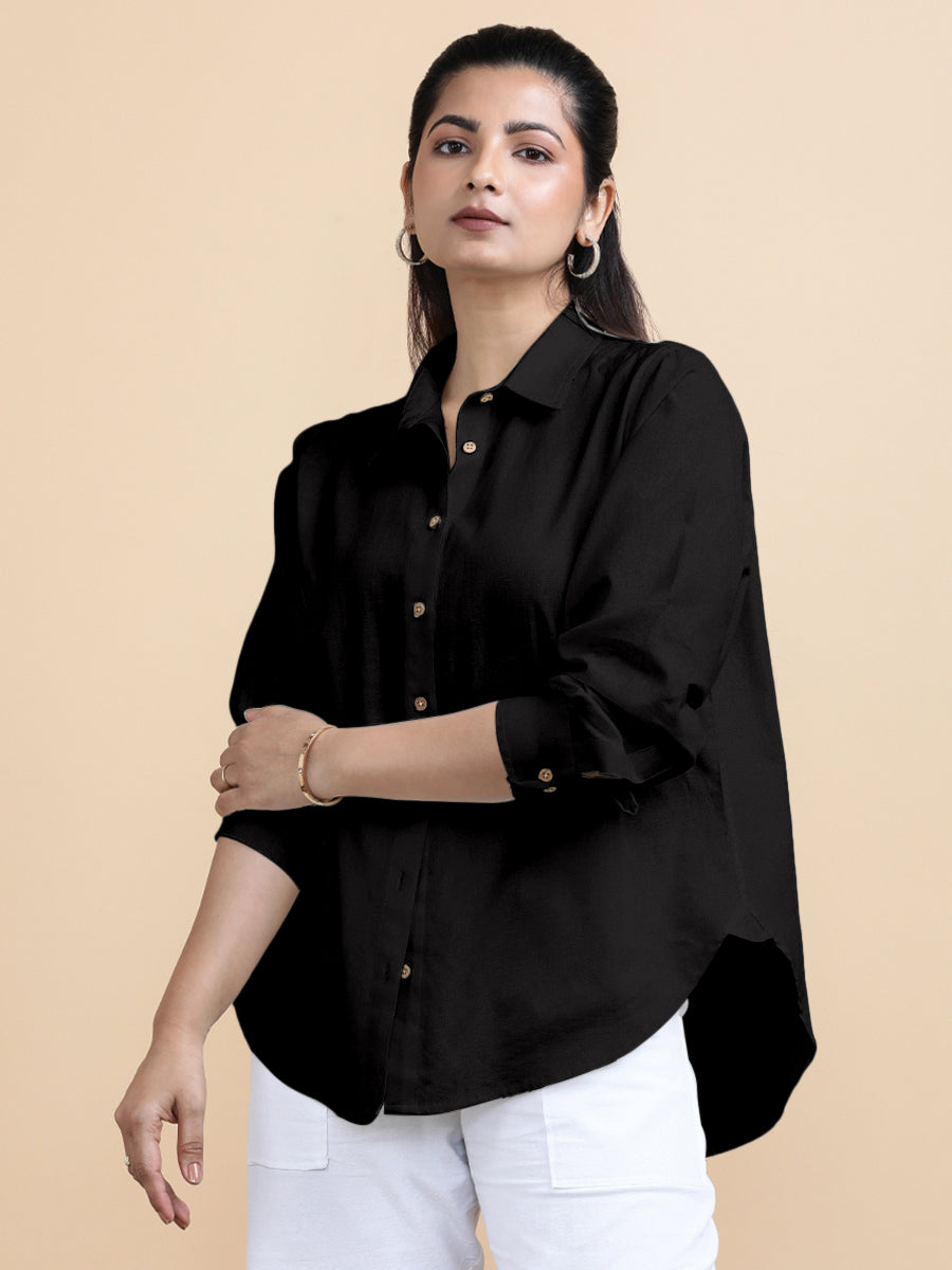 Cecilia x Soma Shirt, in Black 70% Cotton 30% Linen, featuring full sleeves and regular collar neckline (view 4).
