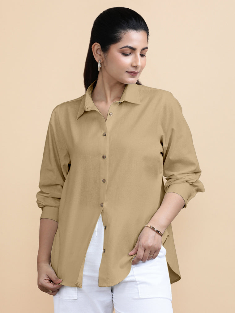Cecilia x Soma Shirt, in Beige 70% Cotton 30% Linen, featuring full sleeves and regular collar neckline (view 3).