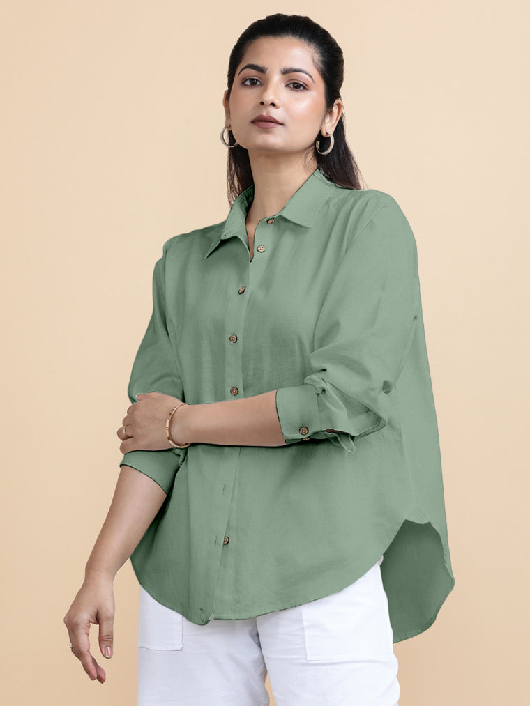 Cecilia x Soma Shirt, in Green 70% Cotton 30% Linen, featuring full sleeves and regular collar neckline.