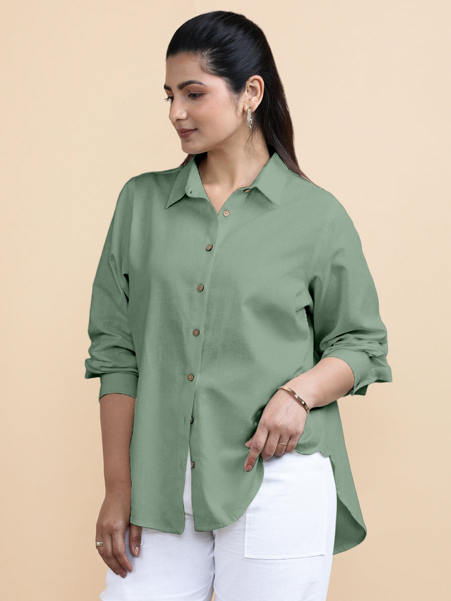 Cecilia x Soma Shirt, in Green 70% Cotton 30% Linen, featuring full sleeves and regular collar neckline (view 4).