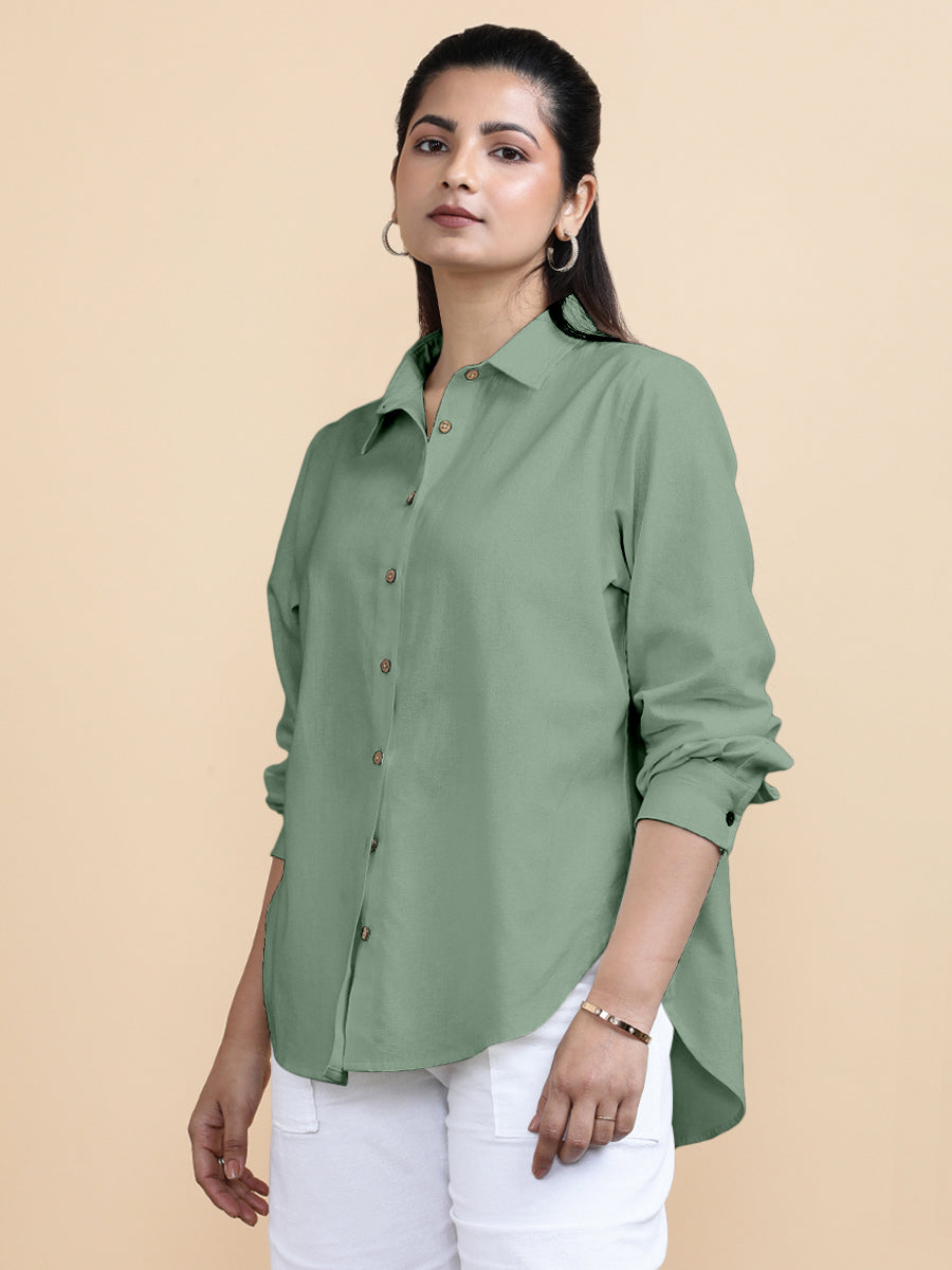Cecilia x Soma Shirt, in Green 70% Cotton 30% Linen, featuring full sleeves and regular collar neckline (view 5).