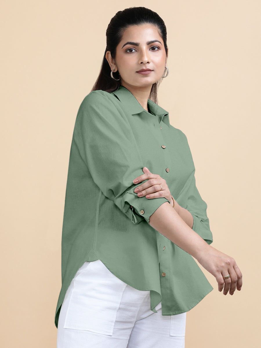 Cecilia x Soma Shirt, in Green 70% Cotton 30% Linen, featuring full sleeves and regular collar neckline (view 7).