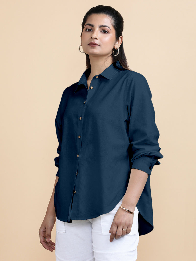 Cecilia x Soma | Relaxed Women's Shirt in Regal Blue Linen-Binks