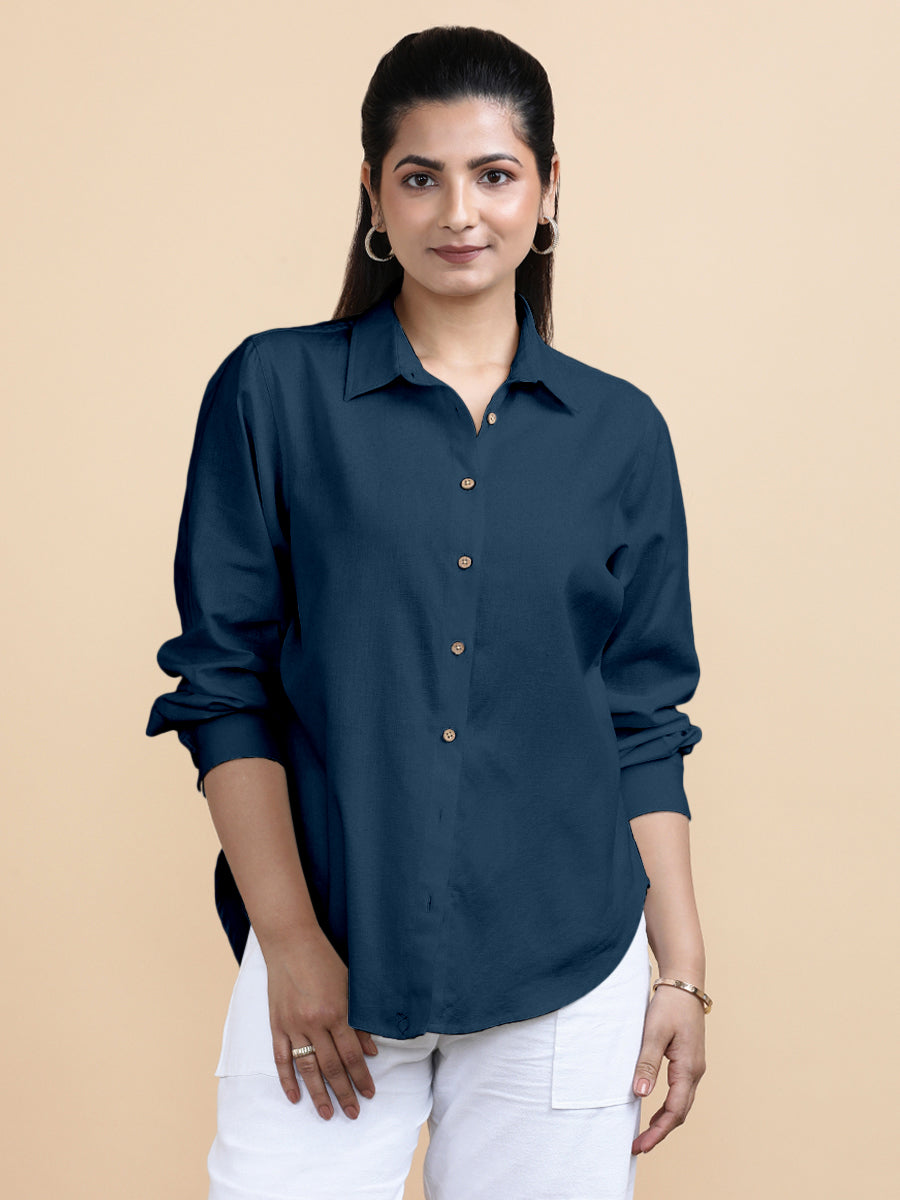 Cecilia x Soma Shirt, in Blue 70% Cotton 30% Linen, featuring full sleeves and regular collar neckline (view 6).