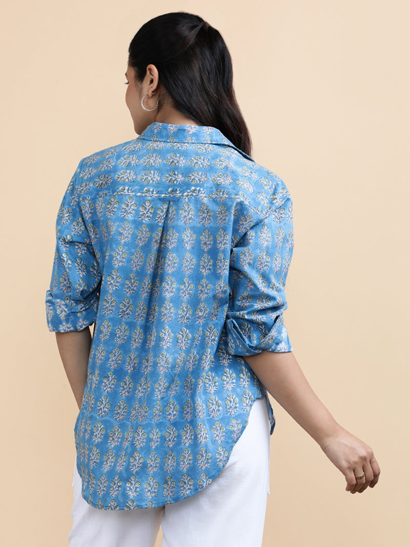 Julia x Soma | Relaxed Women's Shirt in Blue Garden Block Print Cotton-Binks