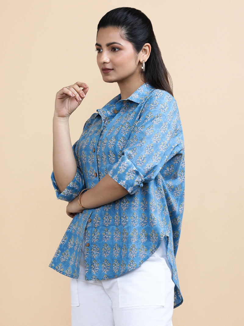 Julia x Soma | Relaxed Women's Shirt in Blue Garden Block Print Cotton-Binks