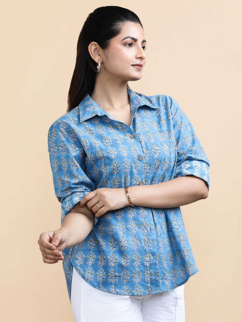 Julia x Soma | Relaxed Women's Shirt in Blue Garden Block Print Cotton-Binks