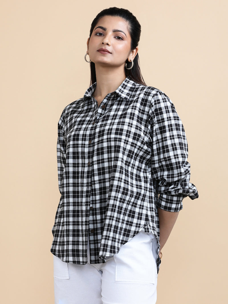 Marlene x Soma | Relaxed Women's Shirt in Black & White Classic Checks Handloom Khadi Cotton-Binks