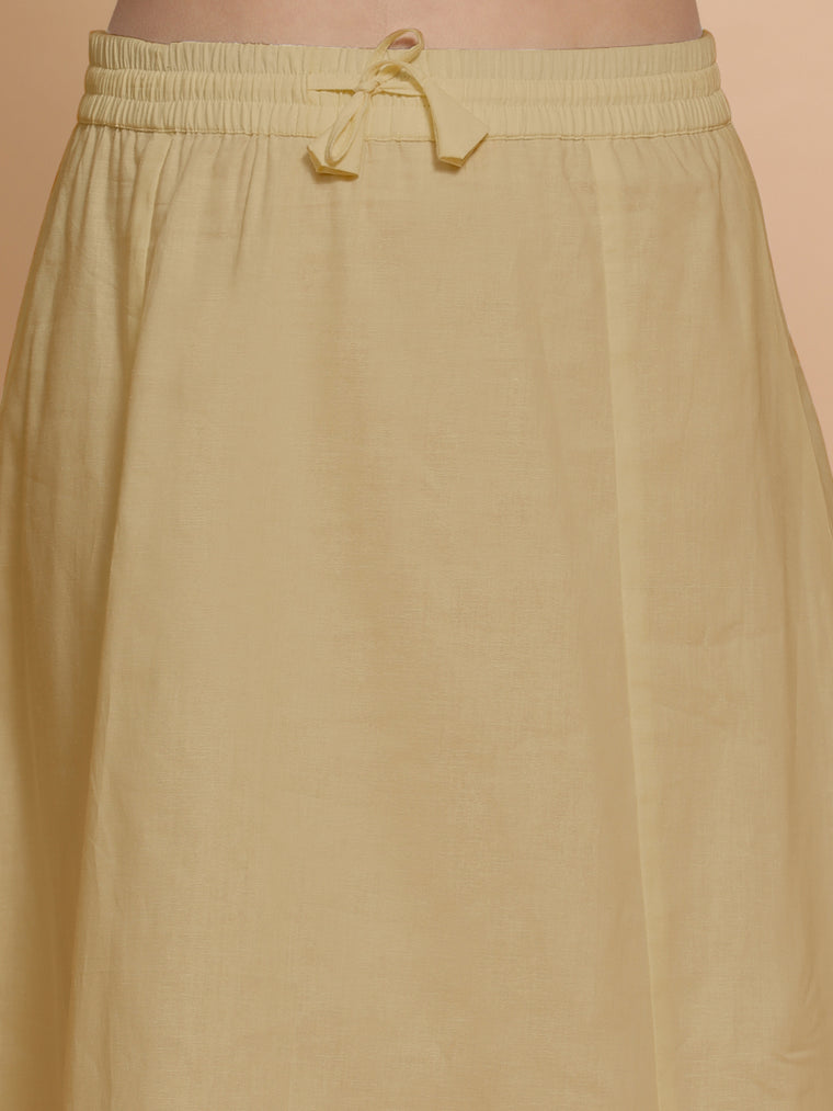 Petticoat/Underskirt for Sarees in Ecru Beige Linen, in Beige 70% Cotton 30% Linen, made for daily & work (view 3).