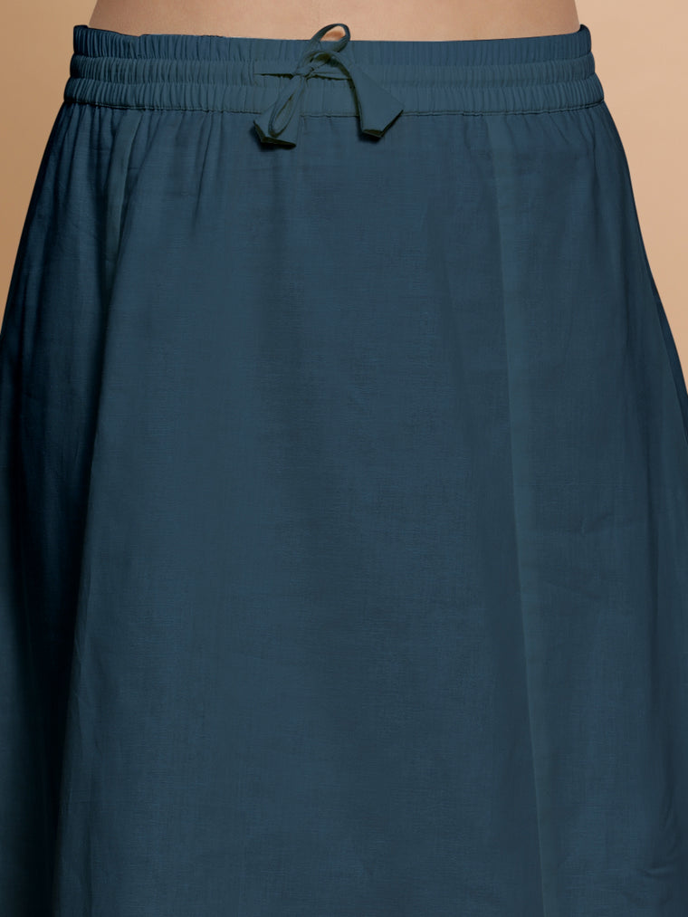 Petticoat/Underskirt for Sarees in Regal Blue Linen, in Blue 70% Cotton 30% Linen, made for daily & work (view 3).