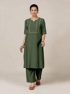  Esha x Rozaana | A Line Kurta in Hunter Green with Thread Work_6