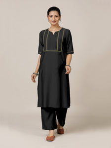  Esha x Rozaana | A Line Kurta in Raven Black with Thread Work_1