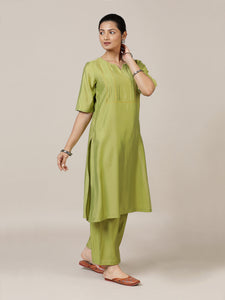  Esha x Rozaana | A Line Kurta in Pista Green with Thread Work_1