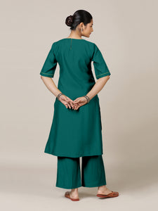  Esha x Rozaana | A Line Kurta in Peacock Green with Thread Work_2