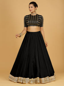 Farah x Tyohaar | Black Panelled Organza Lehenga Skirt