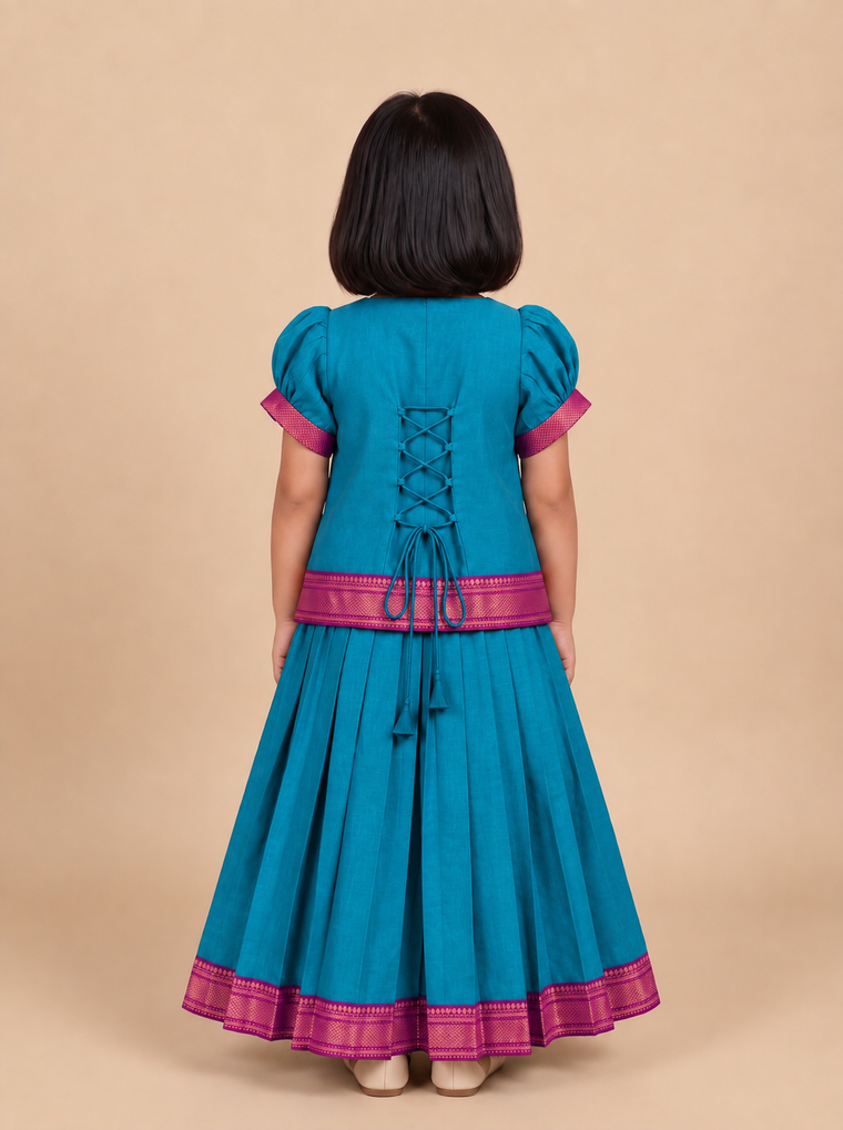 Kani x Tyohaar | Blue Mangalgiri Cotton Pattu Pavadai