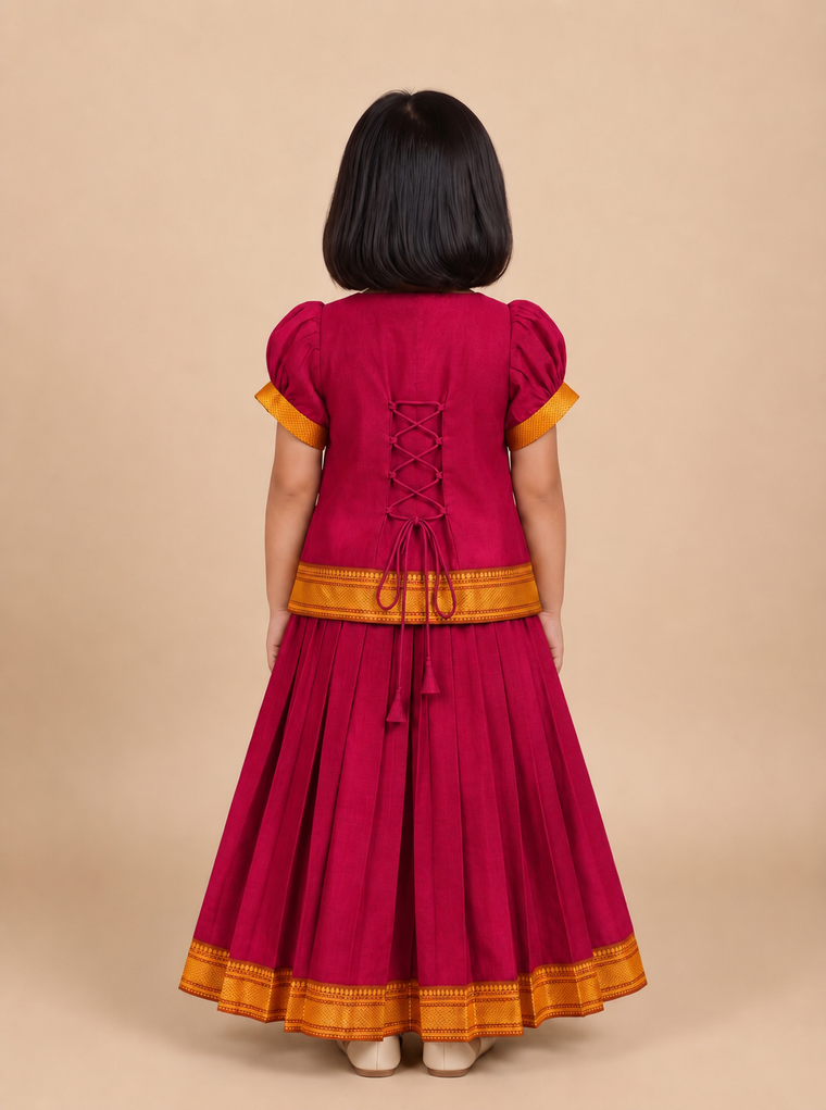 Kani x Tyohaar | Red Mangalgiri Cotton Pattu Pavadai