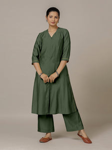 Mahek x Rozaana | A Line Kurta in Pine Green with Thread Work | Coords or Only Kurta