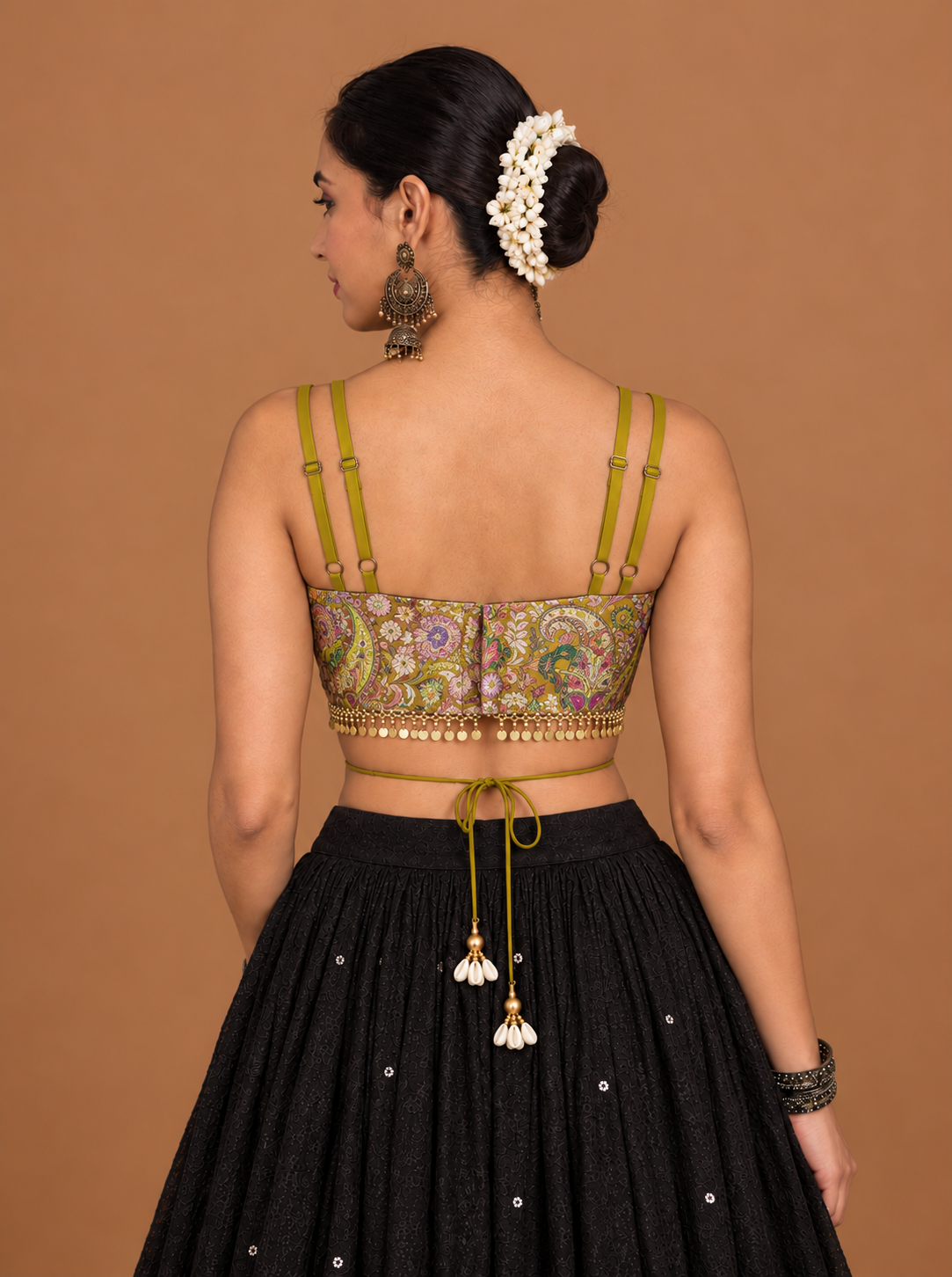 Nagma | Sleeveless Yellowish Green Brocade SculptFit™ Saree Blouse