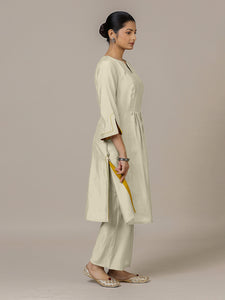 Nimrat x Rozaana | A Line Kurta in Ivory with Thread Work | Coords or Only Kurta