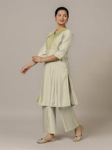 Piya x Rozaana | A Line Kurta in Ivory with Thread Work | Coords or Only Kurta