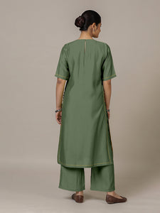 Riya x Rozaana | A Line Kurta in Hunter Green with Thread Work | Coords or Only Kurta