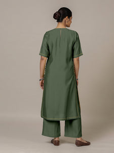 Riya x Rozaana | A Line Kurta in Pine Green with Thread Work | Coords or Only Kurta